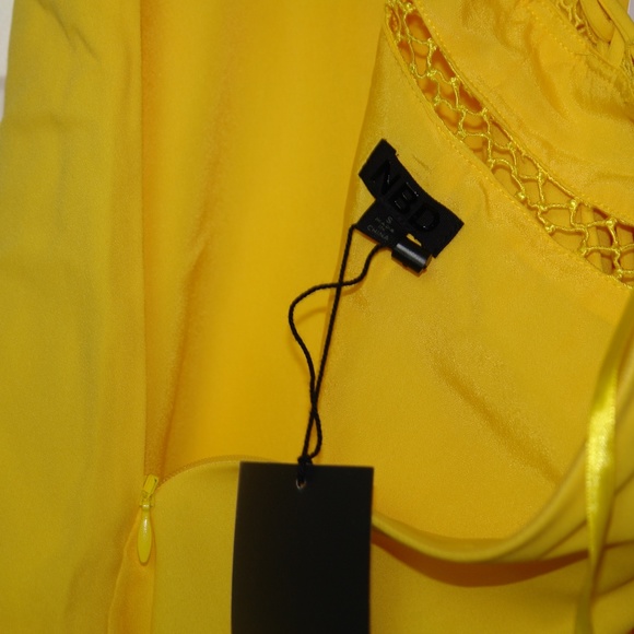 NWT NBD Chels Vibrant Yellow Chiffon Halter Mini Dress Crocheted Cutouts Small - Picture 8 of 10